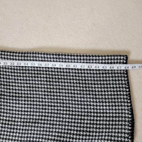 Mixit women’s Plaid blanket Wrap cape one size white gray black reversible - Picture 7 of 11